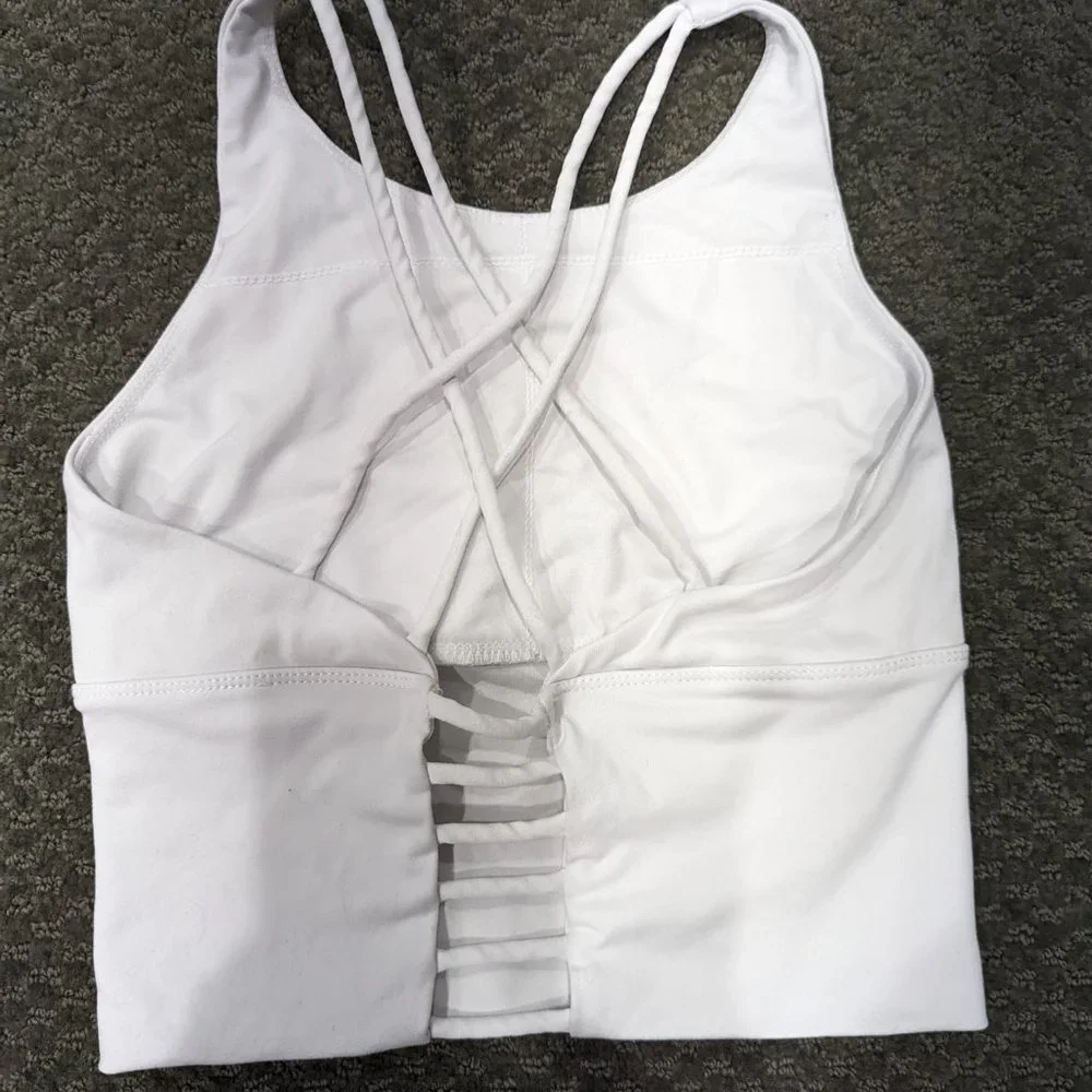 NWOT Astoria Activewear White Top- XS - Picture 2 of 2